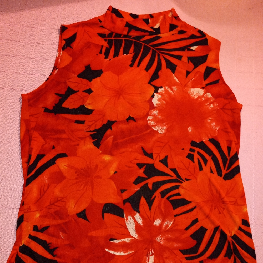 Women's XL Kathy Ireland Essentials shirt
